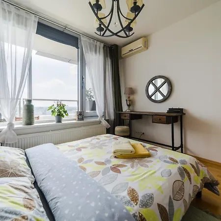 Comfy On The 20th Floor & Free Parking Lejlighed Bratislava