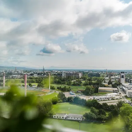 아파트 Comfy On The 20th Floor & Free Parking *