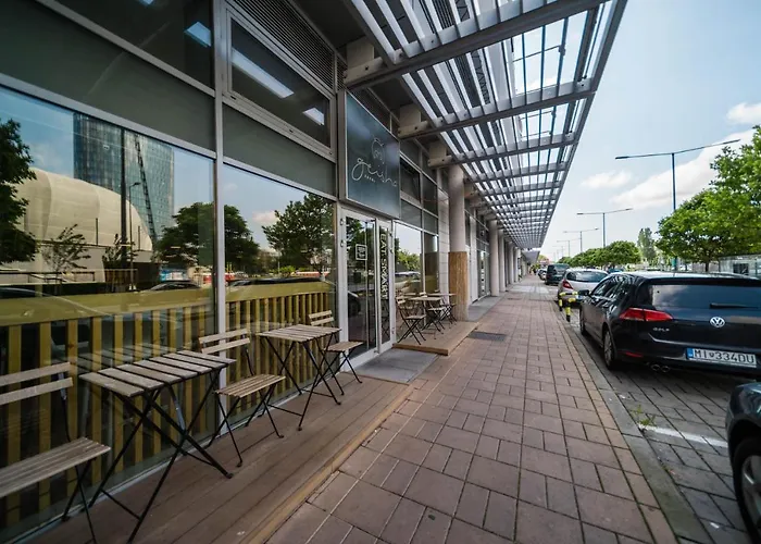 Comfy On The 20th Floor & Free Parking *