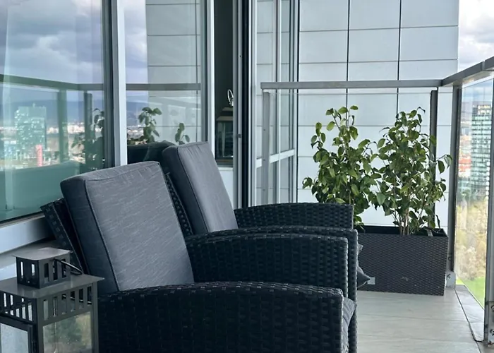 Comfy On The 20th Floor & Free Parking Apartament *