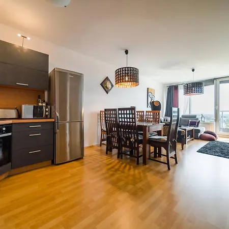 Comfy On The 20th Floor & Free Parking Pozsony